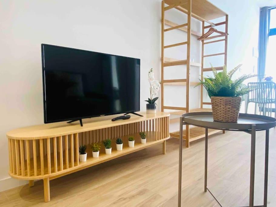 Nice & Cozy Flat Close The Beach Valencia Exterior foto